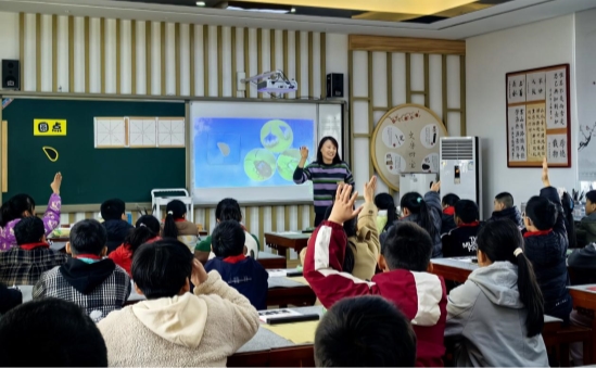 B5640FADB4BC381D4C533D2A54E7E6C3